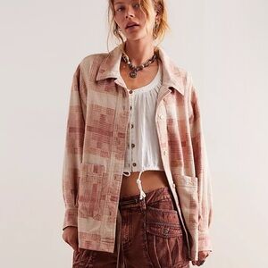 🆕 FREE PEOPLE WE THE FREE KEEP IT COZY SHIRT Oversized Small BERRY COMBO Cotton